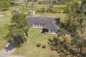 522 Pine St in Saraland, AL - Building Photo - Building Photo