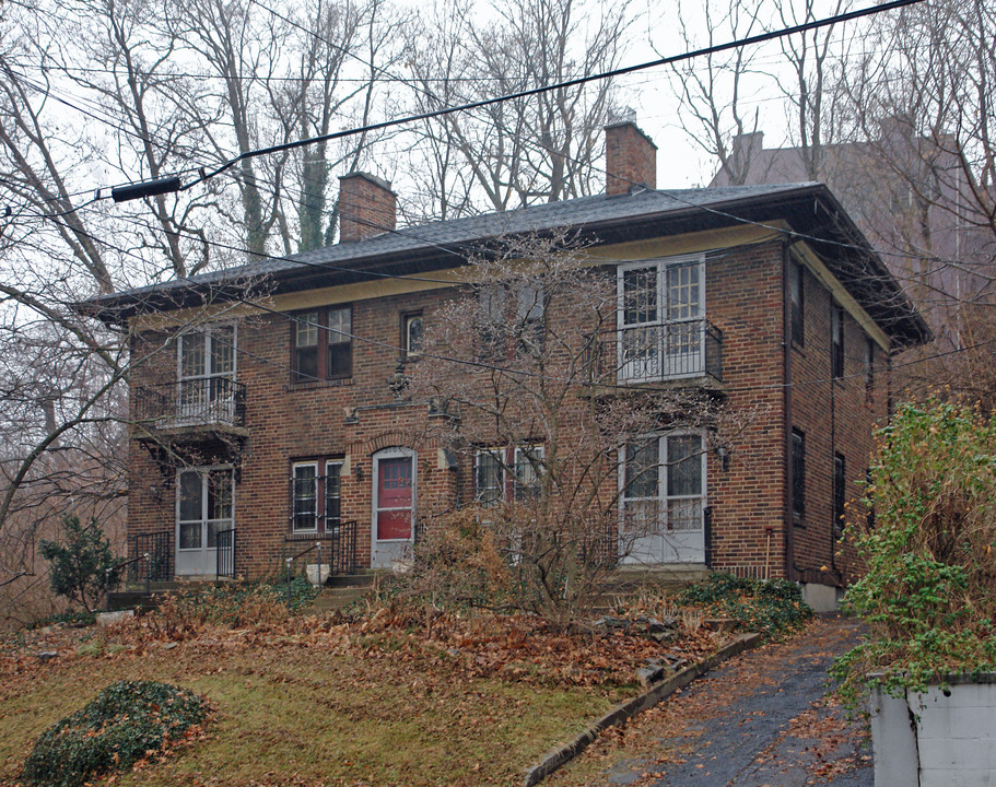 2105 Fulton Ave in Cincinnati, OH - Foto de edificio