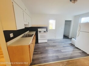 940 E Elm St in Scranton, PA - Building Photo - Building Photo