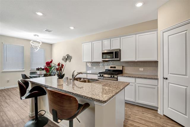 409 Hackberry St in Princeton, TX - Building Photo - Building Photo