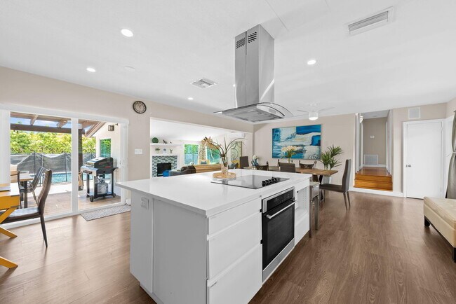 property at 942 SE 13th Ave