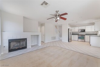 4906 Rancho Verde Ct in North Las Vegas, NV - Building Photo - Building Photo
