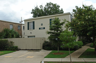 3121 Chester Ct Apartments