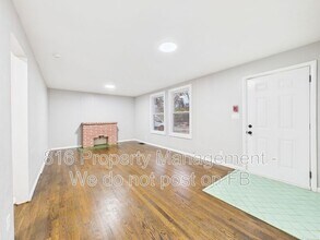 7560 Prospect Ave in Kansas City, MO - Building Photo - Building Photo