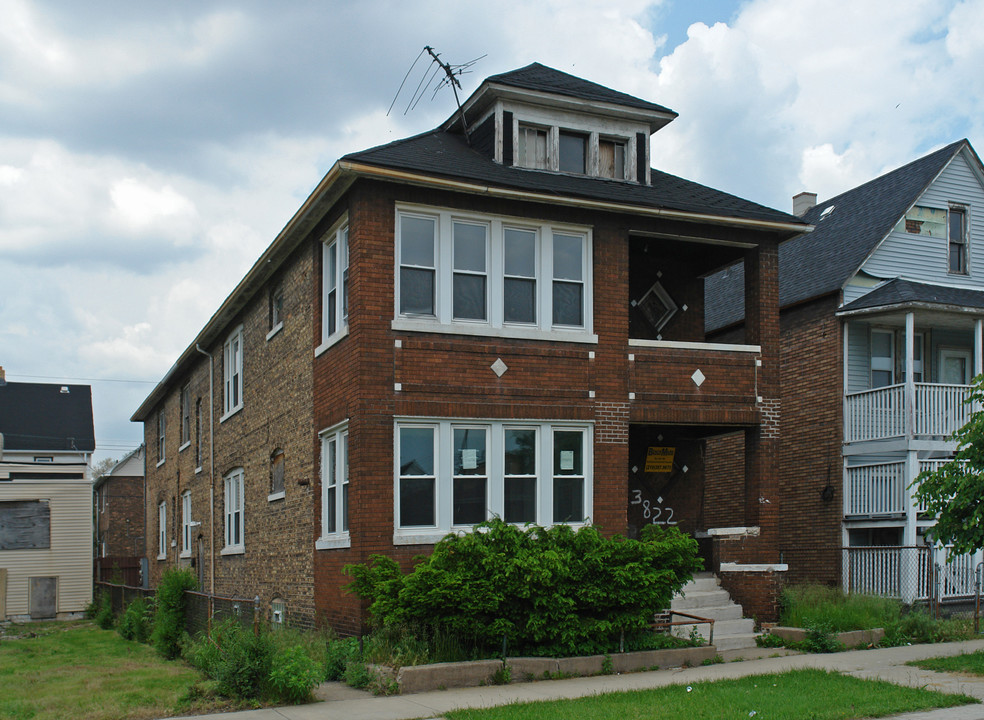 3822 Butternut St in East Chicago, IN - Foto de edificio