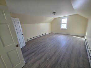 23 Babson St, Unit 2 in Boston, MA - Building Photo - Building Photo