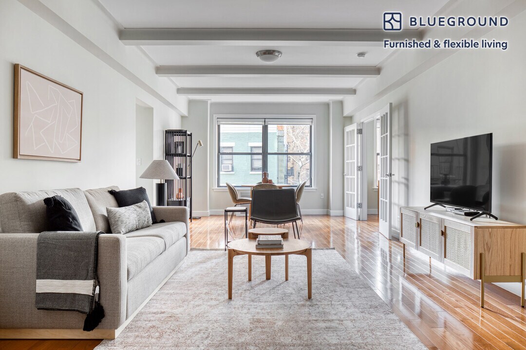 400 E 58th St, Unit FL1-ID700 in New York, NY - Building Photo