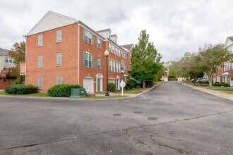 7252 Hwy 70 S in Nashville, TN - Building Photo - Building Photo