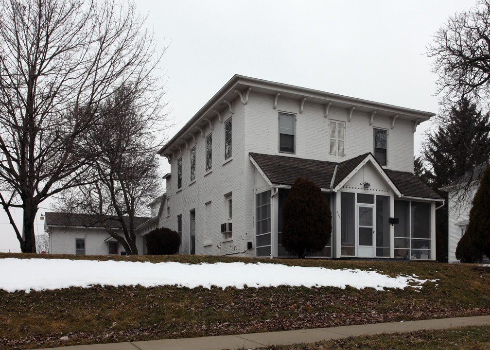 211 Franklin St in Tiffin, OH - Building Photo