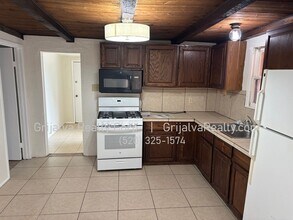 2020 N Madelyn Ave in Tucson, AZ - Building Photo - Building Photo