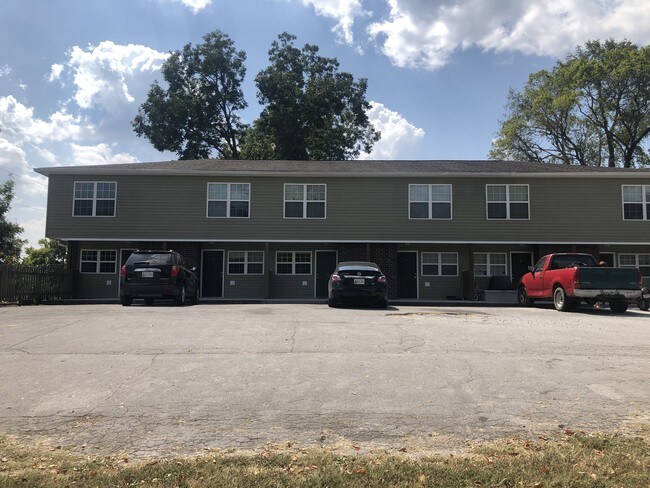 1207 Holly Ave-Unit -Unit H in South Pittsburg, TN - Building Photo - Building Photo