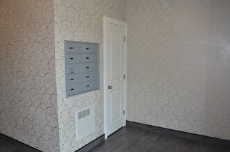 6 Admirals Wy in Chelsea, MA - Building Photo - Building Photo