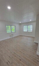 1533 Jefferson Ave in Miami Beach, FL - Building Photo - Building Photo