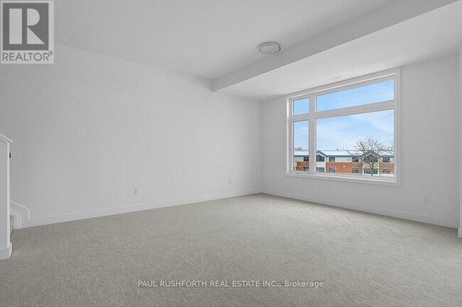 1027 Silhouette Private in Ottawa, ON - Building Photo - Building Photo