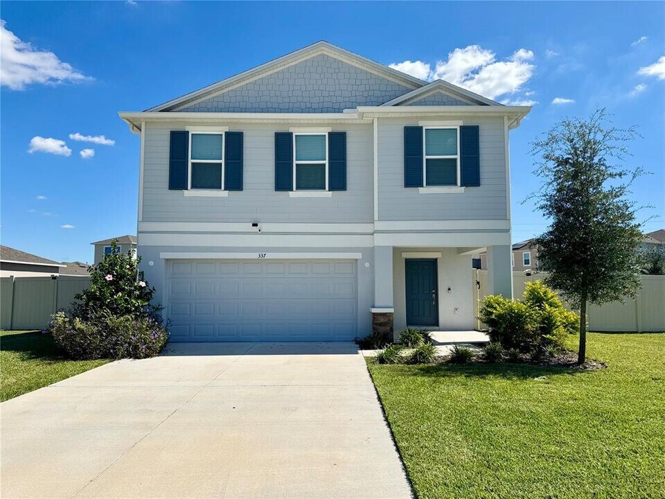 337 Wayland Dr in Haines City, FL - Building Photo