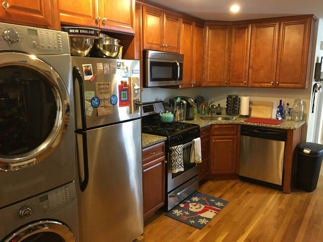 11 Leverett St, Unit 2