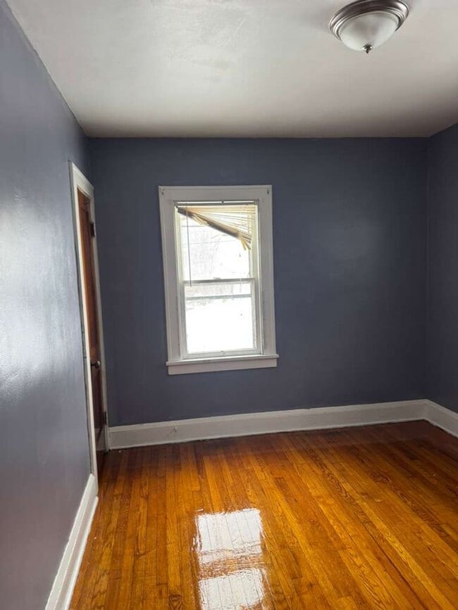 property at 4078 E 143rd St