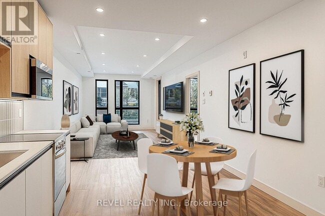 property at 4390 Hillview Dr