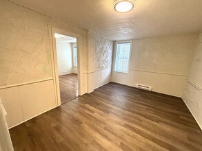107 N Main St in Canandaigua, NY - Building Photo - Building Photo