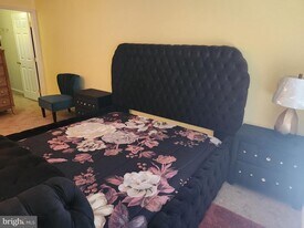 20934 Freedom Run Dr in Lexington Park, MD - Building Photo