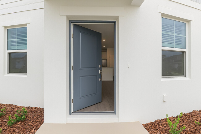 550 Orient Ave in Debary, FL - Building Photo - Building Photo