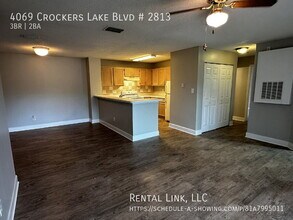 4069 Crockers Lake Blvd in Sarasota, FL - Building Photo - Building Photo