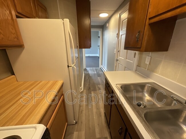 2 E King St in Littlestown, PA - Building Photo - Building Photo