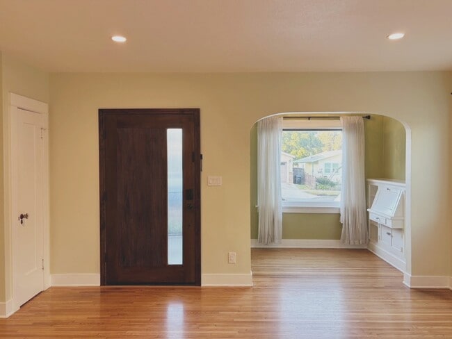 559 W 39th St in San Pedro, CA - Building Photo - Building Photo