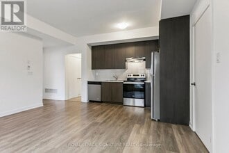 1525 Kingston Rd in Pickering, ON - Building Photo - Building Photo