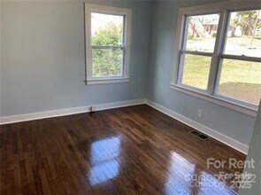 523 Franklin Ave in Charlotte, NC - Building Photo - Building Photo