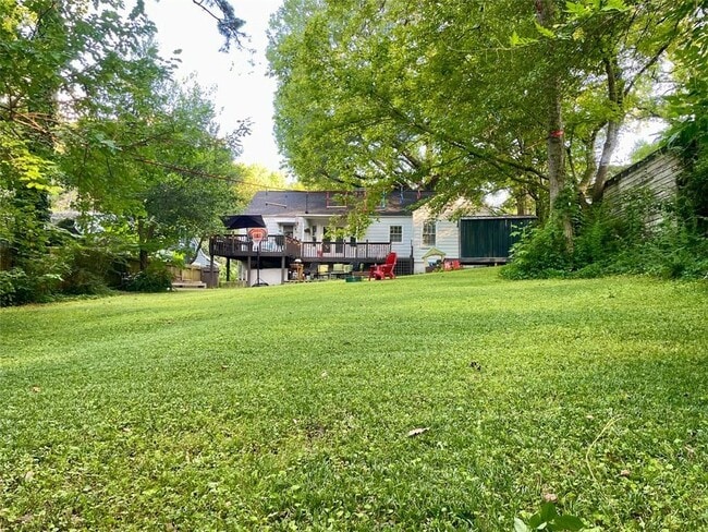 321 Hascall Rd NW in Atlanta, GA - Building Photo - Building Photo