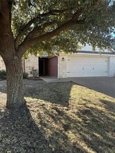 410 Prosperity Trail in McGregor, TX - Building Photo - Building Photo