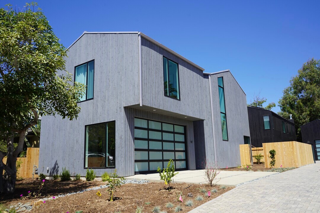 112 Grandview St in Encinitas, CA - Building Photo