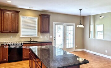100 Paxford Ct in Morrisville, NC - Building Photo - Building Photo
