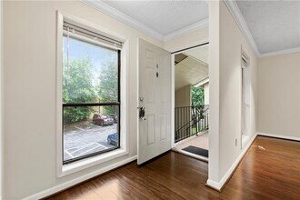 5137 Roswell Rd NE in Atlanta, GA - Building Photo - Building Photo