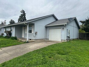 4108 Virginia Ave in Springfield, OR - Building Photo - Building Photo