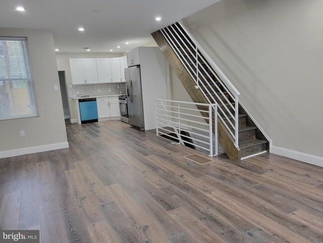 property at 1514 S 27th St