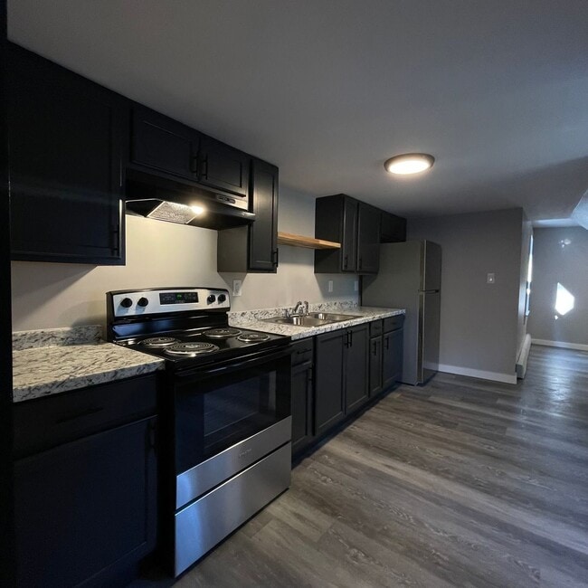 property at 154 W Bow St