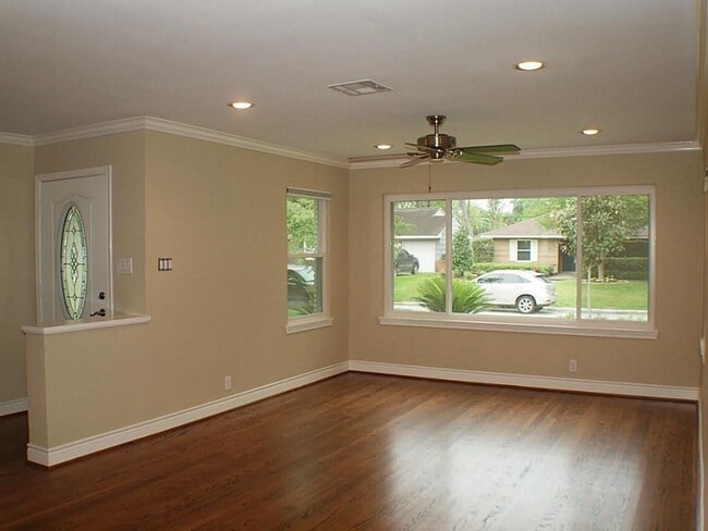 3010 Castlewood St in Houston, TX - Building Photo - Building Photo