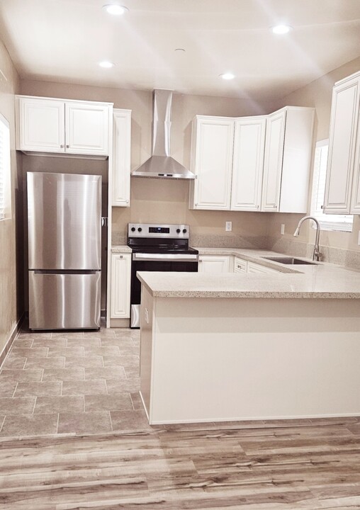 2621 Bancroft Dr in Spring Valley, CA - Building Photo