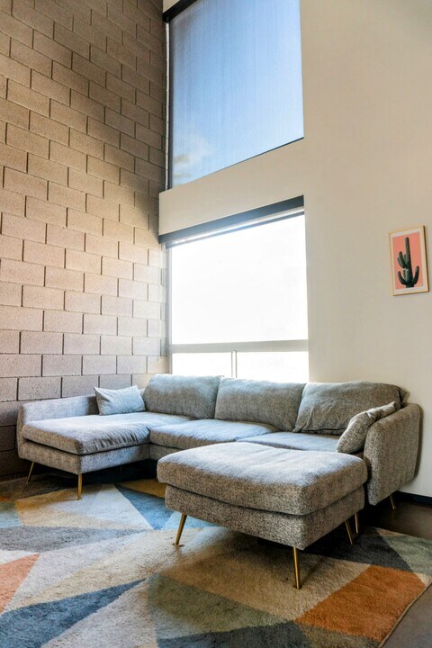 525 E Willetta St in Phoenix, AZ - Foto de edificio