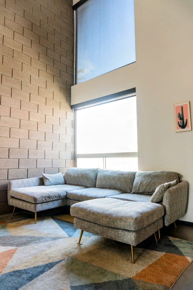 property at 525 E Willetta St