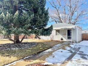 3245 S Humboldt St in Englewood, CO - Building Photo - Building Photo