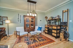 1230 Weatherstone Ct in Reston, VA - Building Photo