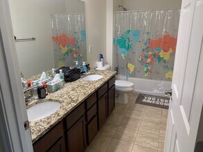 Stratford Court Apartments in Cincinnati, OH - Foto de edificio - Building Photo