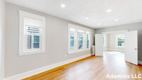 21 Magnus Ave, Unit #1 in Somerville, MA - Foto de edificio - Building Photo