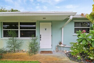 1884 Juno Rd in North Palm Beach, FL - Building Photo - Building Photo