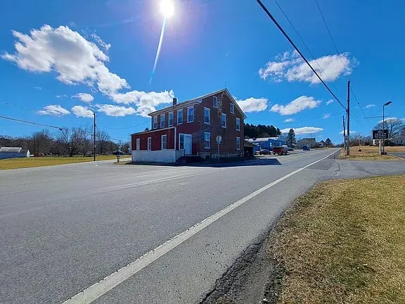 10 Lobachsville Rd, Unit 3