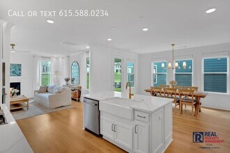 613 Conifer Dr in Spring Hill, TN - Building Photo - Building Photo