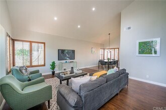 27808 Sycamore Creek Dr in Santa Clarita, CA - Building Photo - Building Photo